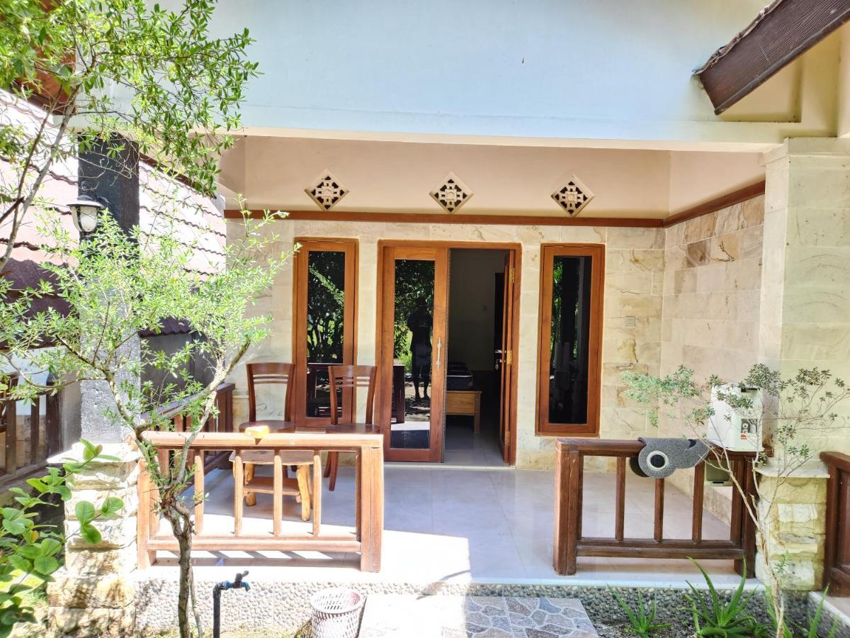 Run Gilis Apartment Gili Meno Exterior photo