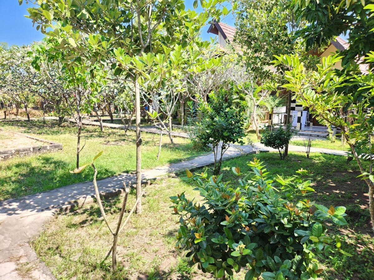 Run Gilis Apartment Gili Meno Exterior photo